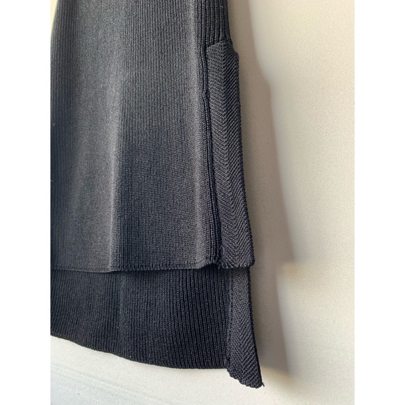 Halston | long black knit tank top. - Picture 9 of 10